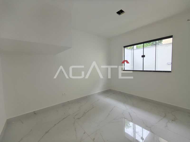 Conheça Casa 4 qtos Itaipu do imóvel - Agatê Imóveis vende excelente casa duplex de 1ª locação - Itaipu, Niterói por R$ 890.000 mil reais. - HTCA40225 - 23 Casa 4 qtos Itaipu - 23