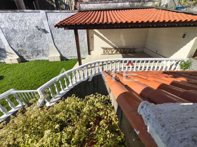 Condomínio Monan Grande - Agatê Imóveis vende belíssima residência em condomínio alto luxo - Badu, Niterói, RJ por R$ 900.000,00 - HTCN30184