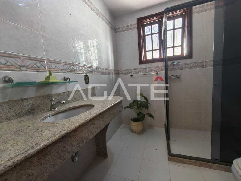 Condomínio Monan Grande - Agatê Imóveis vende belíssima residência em condomínio alto luxo - Badu, Niterói, RJ por R$ 900.000,00 - HTCN30184