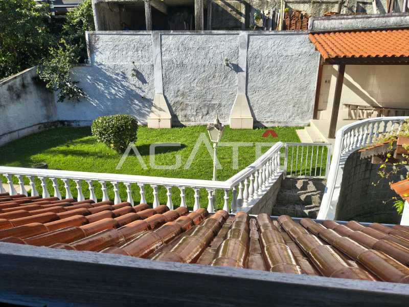 Condomínio Monan Grande - Agatê Imóveis vende belíssima residência em condomínio alto luxo - Badu, Niterói, RJ por R$ 900.000,00 - HTCN30184