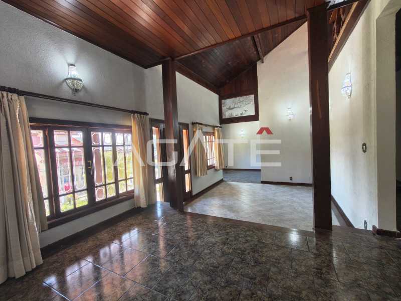 Condomínio Monan Grande - Agatê Imóveis vende belíssima residência em condomínio alto luxo - Badu, Niterói, RJ por R$ 900.000,00 - HTCN30184