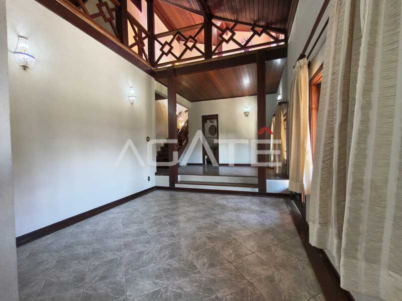 Condomínio Monan Grande - Agatê Imóveis vende belíssima residência em condomínio alto luxo - Badu, Niterói, RJ por R$ 900.000,00 - HTCN30184