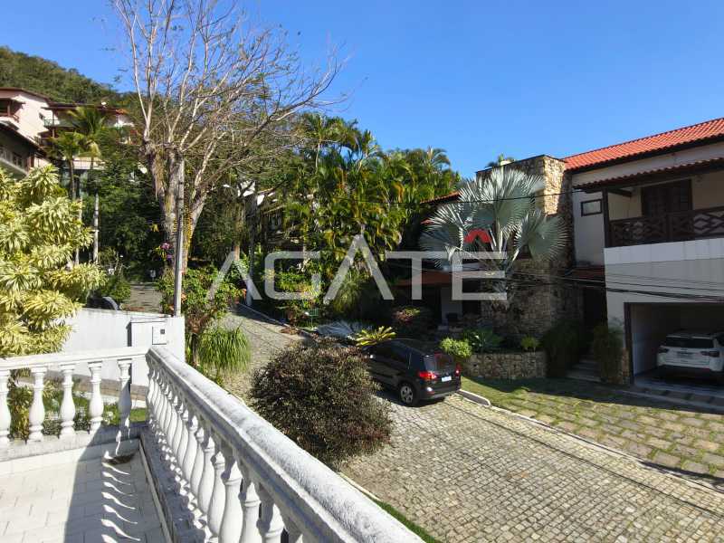 Condomínio Monan Grande - Agatê Imóveis vende belíssima residência em condomínio alto luxo - Badu, Niterói, RJ por R$ 900.000,00 - HTCN30184