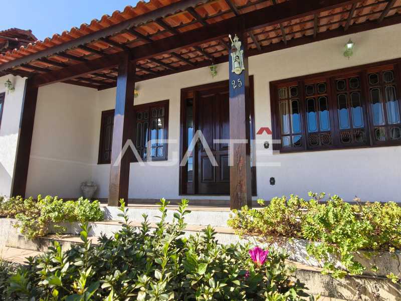 Condomínio Monan Grande - Agatê Imóveis vende belíssima residência em condomínio alto luxo - Badu, Niterói, RJ por R$ 900.000,00 - HTCN30184