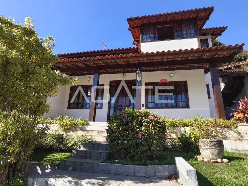 Condomínio Monan Grande - Agatê Imóveis vende belíssima residência em condomínio alto luxo - Badu, Niterói, RJ por R$ 900.000,00 - HTCN30184
