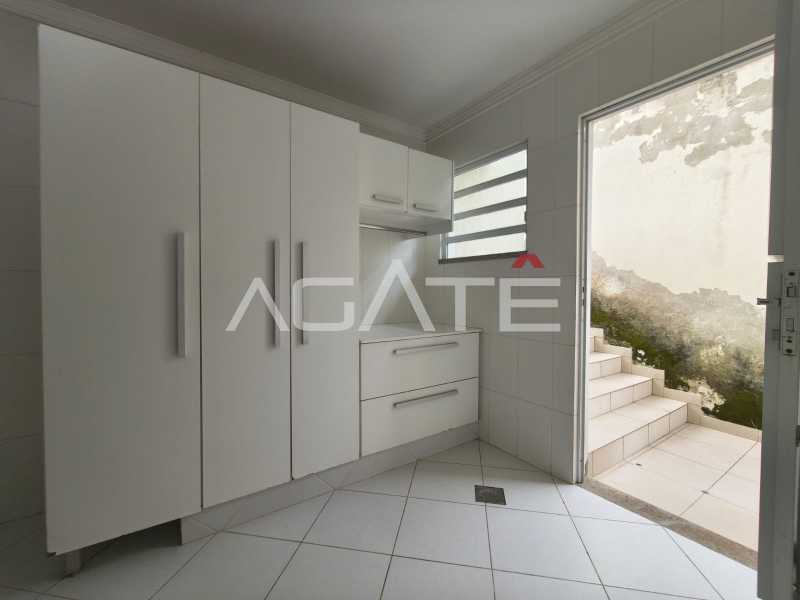Casa em Condomínio 5 quartos à venda Niterói,RJ Camboinhas - R$ 1.990.000 - HTCN50030