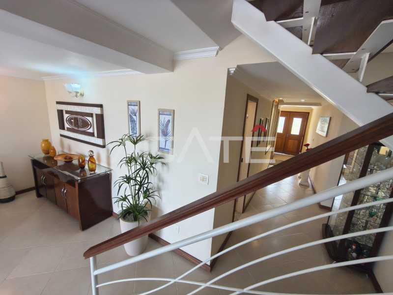 Condomínio Colinazul. - Agatê Imóveis vende excelente casa 3 quartos em Condomínio - Itaipu - Niterói/RJ por R$ 1.160.000,00 reais. - HTCN30185