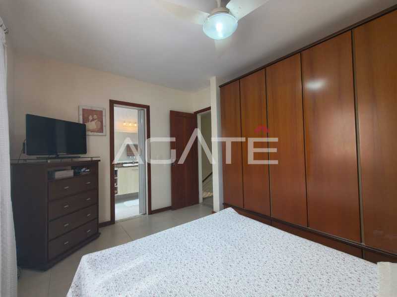 Condomínio Colinazul. - Agatê Imóveis vende excelente casa 3 quartos em Condomínio - Itaipu - Niterói/RJ por R$ 1.160.000,00 reais. - HTCN30185