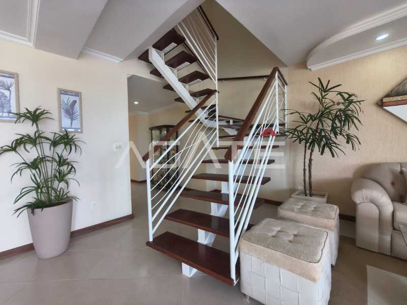 Condomínio Colinazul. - Agatê Imóveis vende excelente casa 3 quartos em Condomínio - Itaipu - Niterói/RJ por R$ 1.160.000,00 reais. - HTCN30185