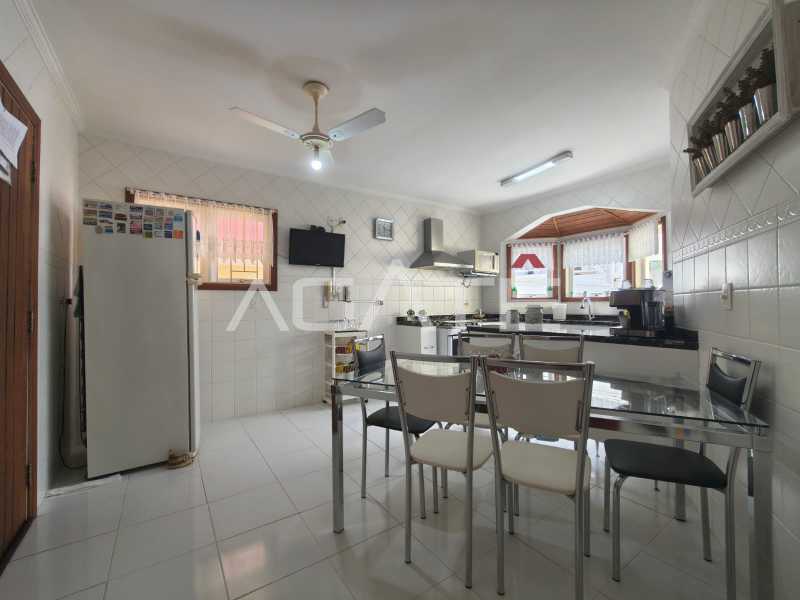 Condomínio Colinazul. - Agatê Imóveis vende excelente casa 3 quartos em Condomínio - Itaipu - Niterói/RJ por R$ 1.160.000,00 reais. - HTCN30185