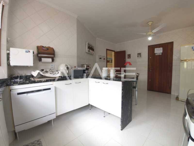 Condomínio Colinazul. - Agatê Imóveis vende excelente casa 3 quartos em Condomínio - Itaipu - Niterói/RJ por R$ 1.160.000,00 reais. - HTCN30185