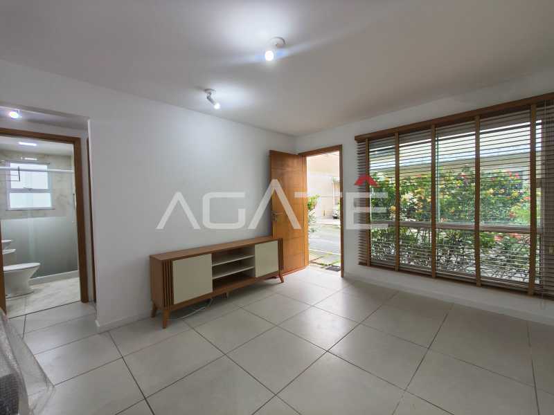Condomínio Condomínio Sophia Oceânica - Agatê Imóveis vende SUPER OPORTUNIDADE Casa em Condomínio - Itaipu - Niterói/RJ por R$ 715.000,00 - HTCN30186