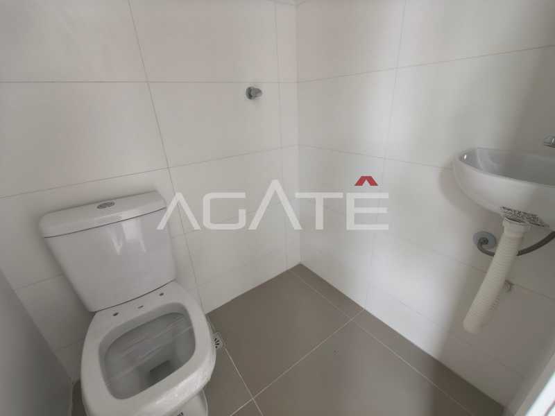 Condomínio Residencial Madri - Agatê Imóveis vende excelente apartamento garden de 2 quartos de 70 m² por 890 mil reais - Santo Antônio - Piratininga - Niterói - RJ. - HTAP20064
