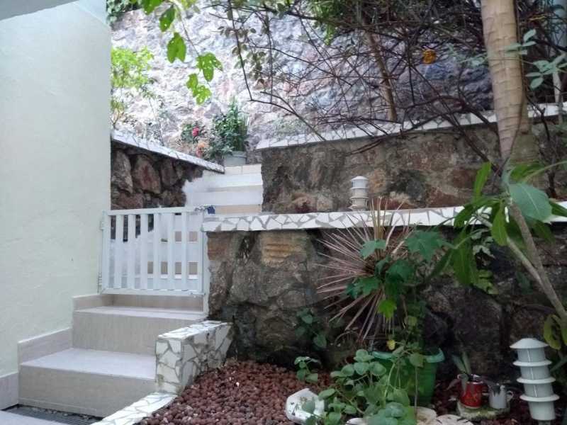 Conheça Casa 4 qtos Camboinhas do imóvel - Agatê Imóveis vende linda casa duplex por R$ 2.310.000,00 - Camboinhas, Niterói, RJ. - HTCA40112 - 31 Casa 4 qtos Camboinhas - 31