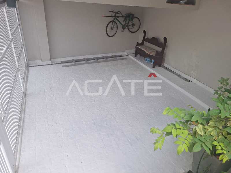 Conheça Casa 4 qtos Camboinhas do imóvel - Agatê Imóveis vende linda casa duplex por R$ 2.310.000,00 - Camboinhas, Niterói, RJ. - HTCA40112 - 2 Casa 4 qtos Camboinhas - 2