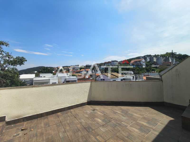 Conheça Triplex 4 qtos Itaipu do imóvel - Agatê Imóveis vende excelente casa triplex em rua fechada por R$ 1.140.000,00 - Itaipu - Niterói - Rj. - HTCN40085 - 34 Triplex 4 qtos Itaipu - 34
