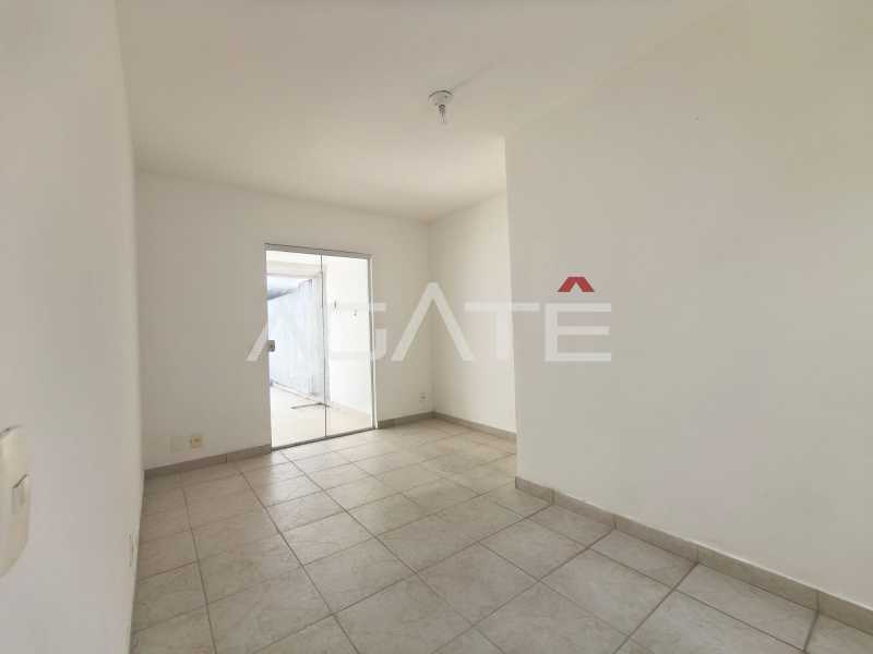 Conheça Triplex 4 qtos Itaipu do imóvel - Agatê Imóveis vende excelente casa triplex em rua fechada por R$ 1.140.000,00 - Itaipu - Niterói - Rj. - HTCN40085 - 12 Triplex 4 qtos Itaipu - 12