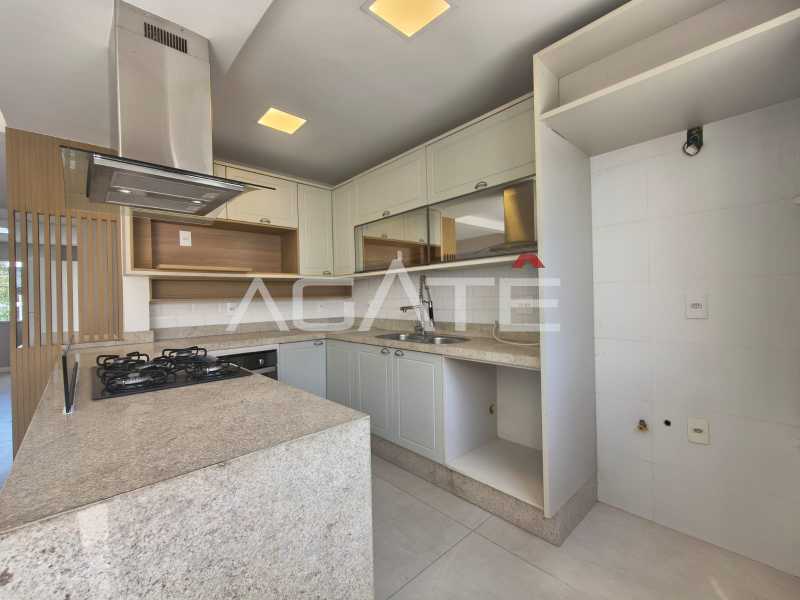 Conheça Triplex 4 qtos Itaipu do imóvel - Agatê Imóveis vende excelente casa triplex em rua fechada por R$ 1.140.000,00 - Itaipu - Niterói - Rj. - HTCN40085 - 9 Triplex 4 qtos Itaipu - 9