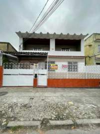 ÓTIMA CASA TÉRREA EM REALENGO COMPOSTA POR 2 QUARTOS, BANHEIRO SOCIAL, SALA, COZINHA E AMPLA ÁREA DE SERVIÇO. RUA CALMA, 10 MINUTOS DE CARRO PARA O SHOPPING DA SULACAP E MERCADO CARREFOUR. - MCASV2019