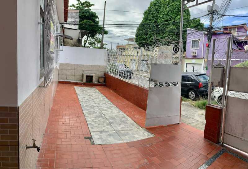 Conheça WhatsApp Image 2022-05-07 at 0 do imóvel - ÓTIMA CASA TÉRREA EM REALENGO COMPOSTA POR 2 QUARTOS, BANHEIRO SOCIAL, SALA, COZINHA E AMPLA ÁREA DE SERVIÇO. RUA CALMA, 10 MINUTOS DE CARRO PARA O SHOPPING DA SULACAP E MERCADO CARREFOUR. - MCASV2019 - 13 WhatsApp Image 2022-05-07 at 0 - 13