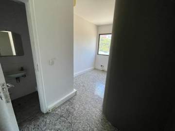Ótima localização - Sala para locação na taquara - MCOML1022