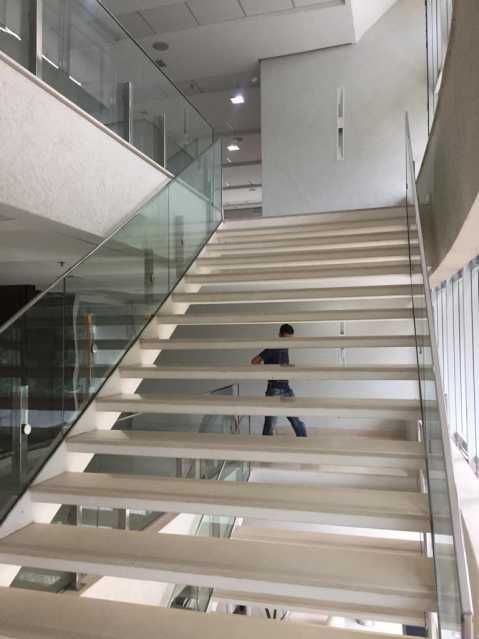 5d8b4156-2ef8-4cf6-8887-ac1e68 - 6