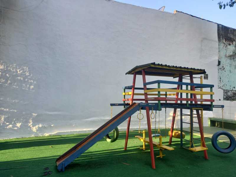 1745_G1652911248 - 23