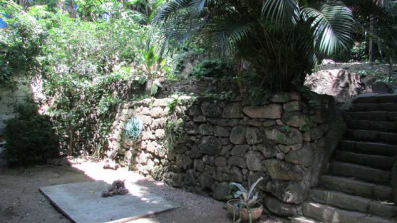 746259068600999 - 12