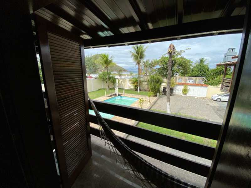 789233189419784 - 18