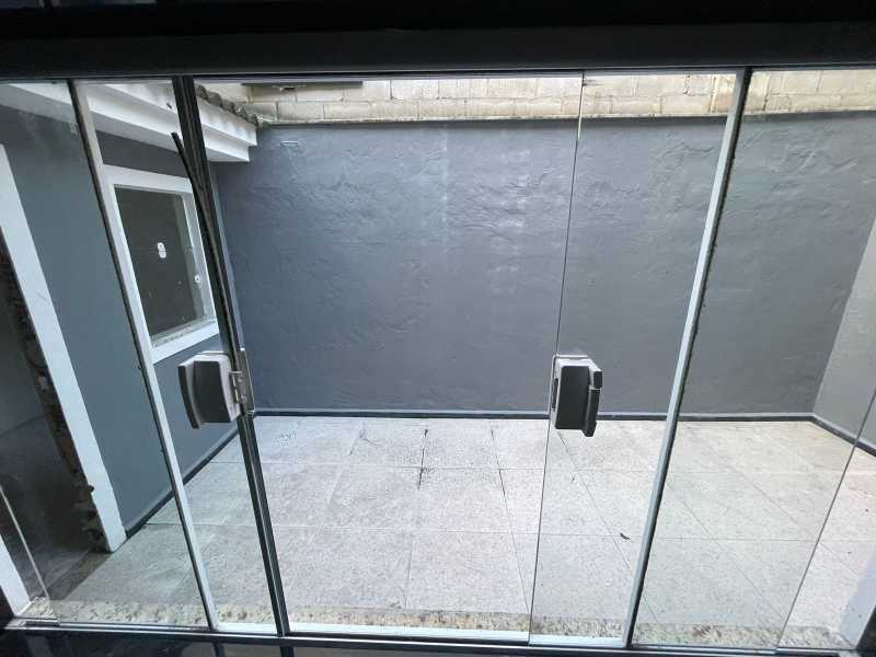 15a10da9-799a-400a-a3e5-d7f7b0 - 10