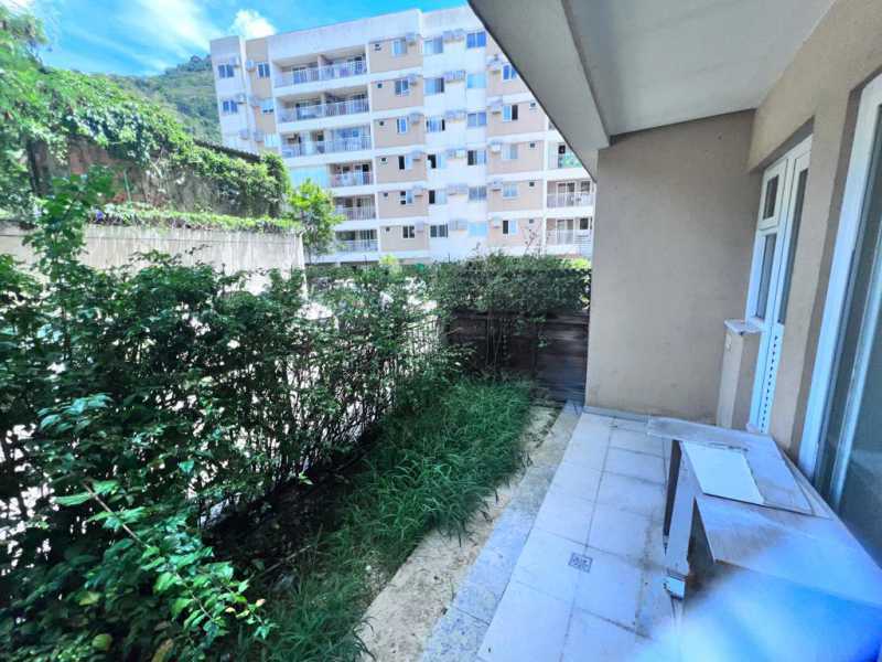 1825_G1670508820 - 6