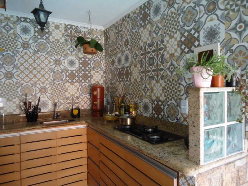 f6eb5924-3d2b-4c40-8a82-7b6f65 - 20