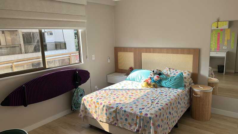 a64f8215-4c49-4026-9508-f0c459 - 1