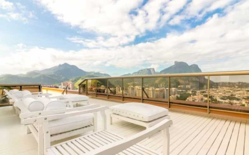 c2ab3bad-3c77-4130-b856-4a3579 - 1