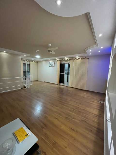 Conheça d19fddae-697d-42cd-8645-a7a33e do imóvel - Cobertura Duplex na Taquara com 3 quartos sendo 1 suíte, 160 m2 - BRCO30076 - 1 d19fddae-697d-42cd-8645-a7a33e - 1