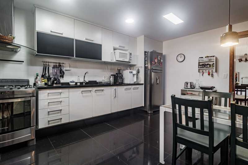 Conheça 26c8e135-5d69-496f-b23d-05664c do imóvel - Casa em condomínio, na Barra da Tijuca, 5 Quartos, sendo 2 suítes, 700m2, 3 Vagas - BRCN50048 - 17 26c8e135-5d69-496f-b23d-05664c - 17