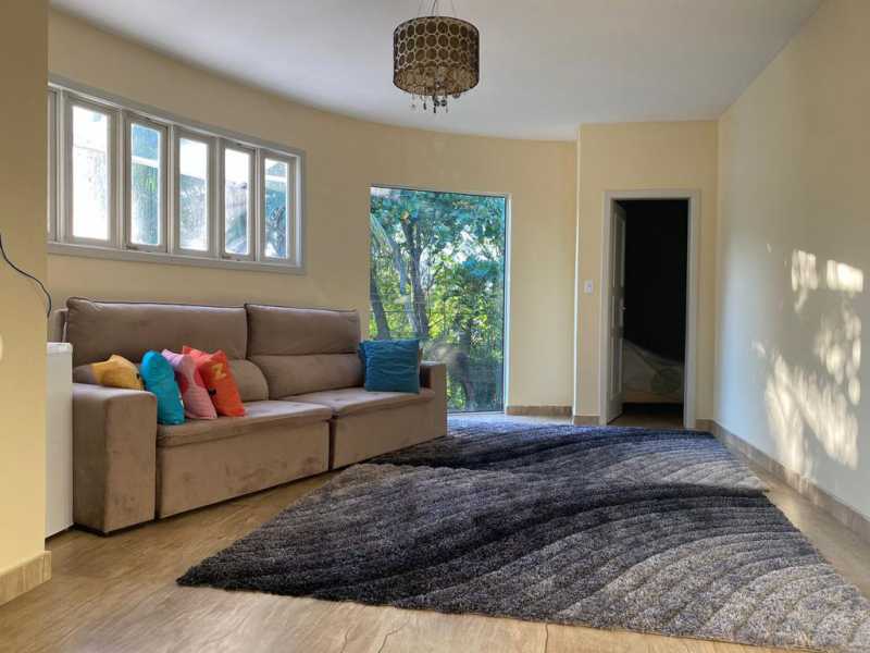 5918236f-004b-43e7-8f23-42a36f - 18