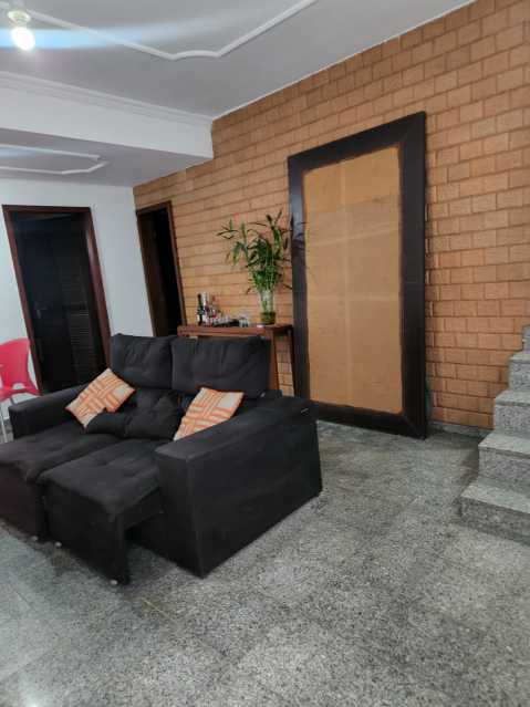 e67064e8-ab2f-4b5f-83e3-70967d - 4