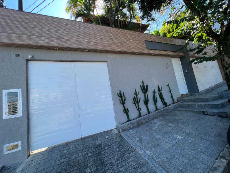 6d2658f6-022b-4176-972a-3a6a7b - 1