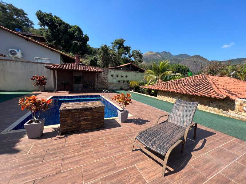 9af75827-1211-4666-b14a-24f1e3 - 5