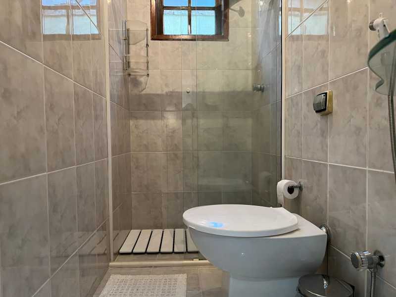 0879dbd4-31a6-4889-baed-cf7f76 - 24