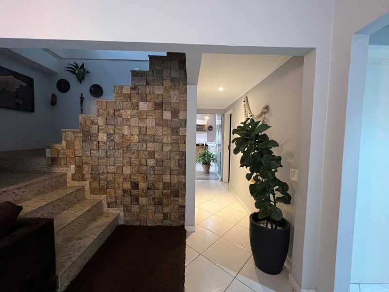 b7a061c8-77f5-4a86-a93d-05864d - 20