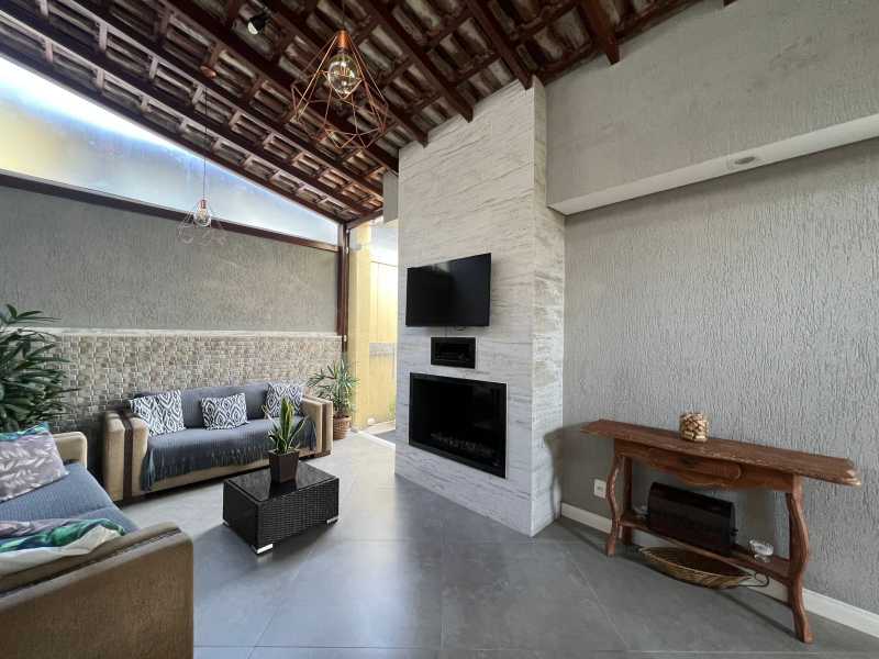 d091e0c7-2de9-48d9-93af-c67de6 - 8