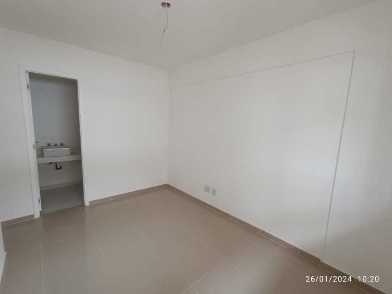 Conheça 04_Quarto Suíte_. do imóvel - Apartamento na Freguesia(Jacarepaguá), 2 quartos, 65m2, 1 vaga - BRAP21600 - 17 04_Quarto Suíte_. - 17