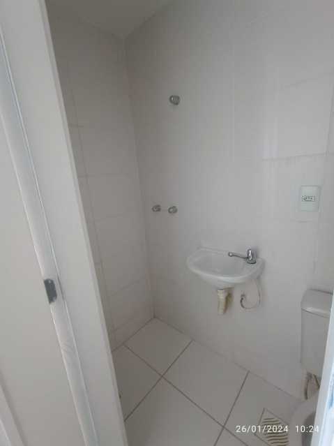 Conheça 06_Banheiro Serviço. do imóvel - Apartamento na Freguesia(Jacarepaguá), 2 quartos, 65m2, 1 vaga - BRAP21600 - 12 06_Banheiro Serviço. - 12