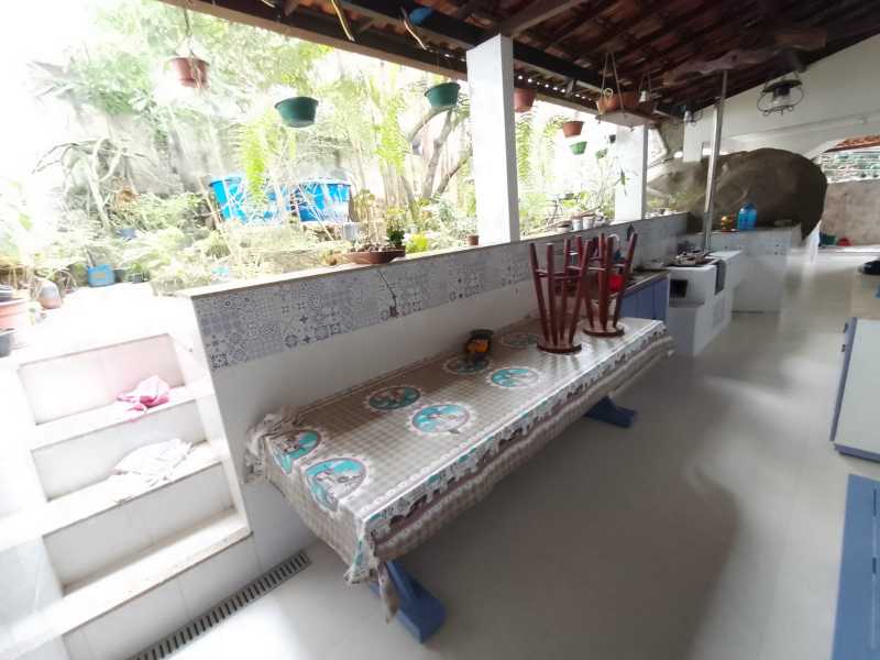 b988ebb9-3d4a-4534-b7e9-67278c - 18