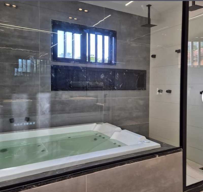 7e26efa6-b179-4e1a-8c1c-e90fed - 12