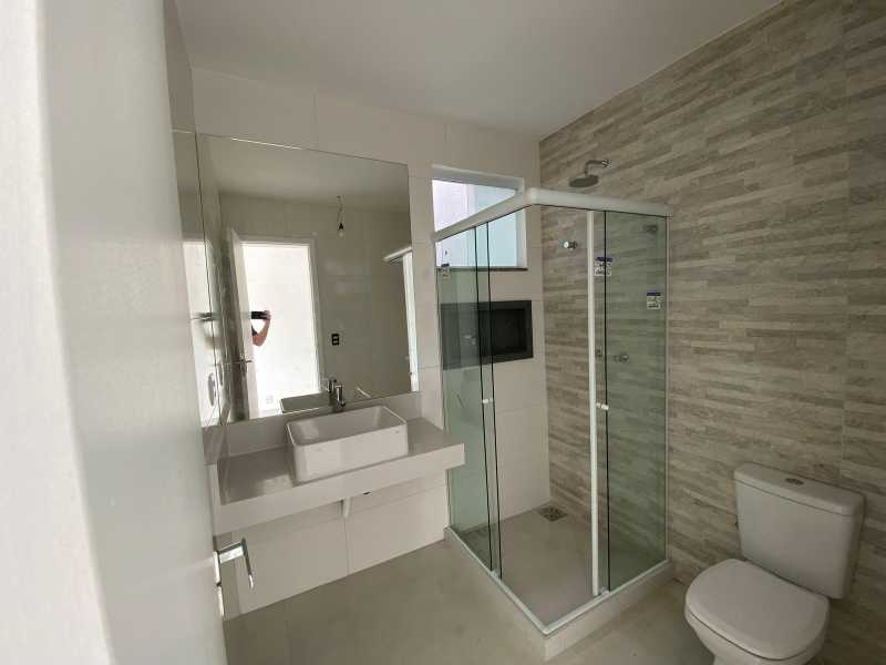 888b0854-4f68-4eb0-ac0c-5219a2 - 18