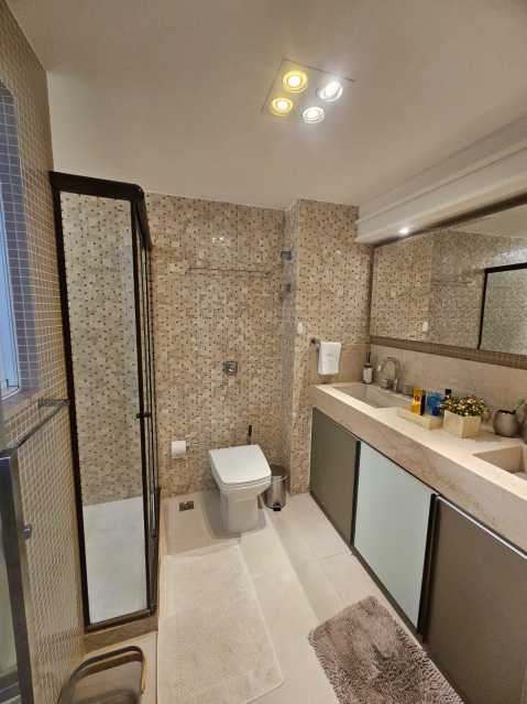 8c8c1cc9-7263-4e9a-a99b-bad43d - 9