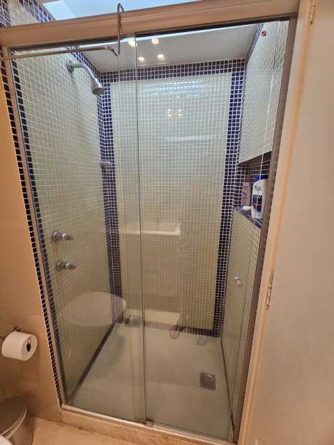 0ffc7e89-fbed-4dcc-a2a9-1a2ff9 - 12